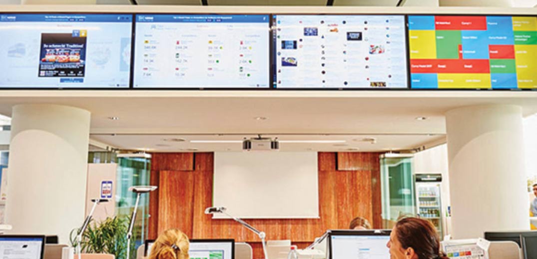 employees in office